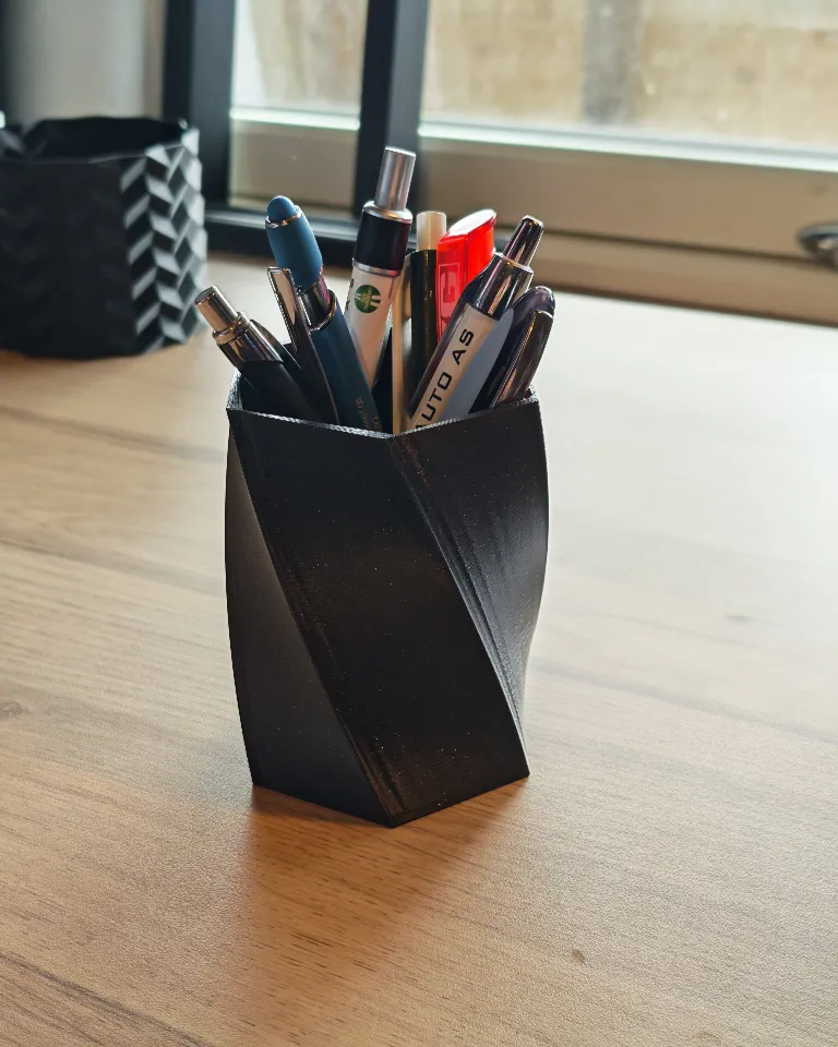 WORKSHOP FEED